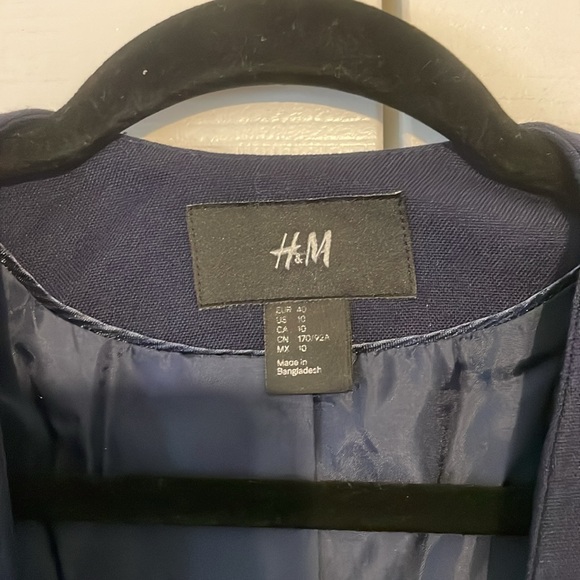 H&M Navy Peplum Blazer - Picture 2 of 4